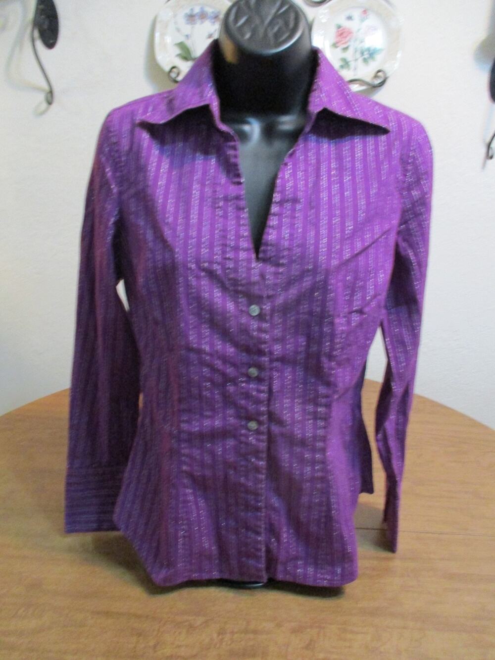 EXPRESS DESIGN STUDIO PURPLE STRIPED BUTTON UP LONG SLEEVE BLOUSE S